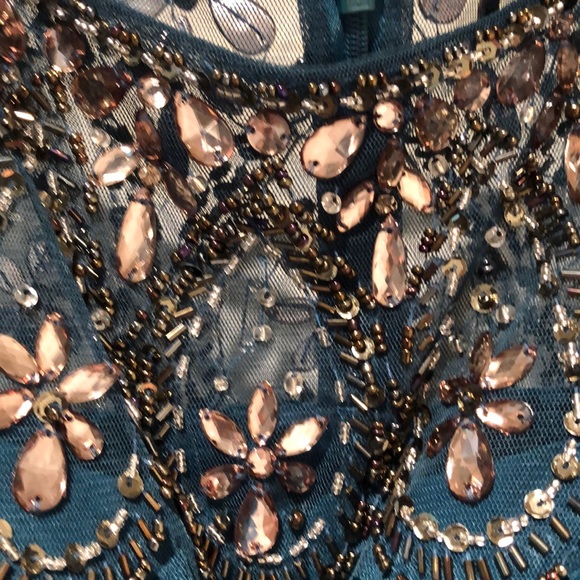 Xscape evening gown - Picture 7 of 7